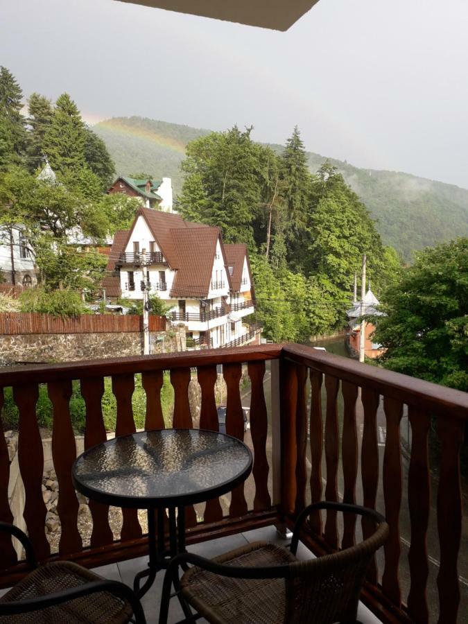 Lanobila Hotel Sinaia Exterior photo